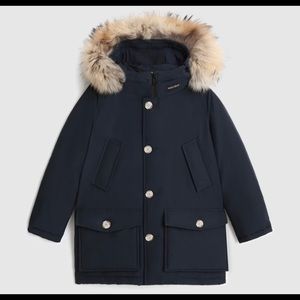 New with tag Boy’s Parka with detachable fur